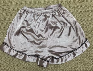short, light Pink,  XS