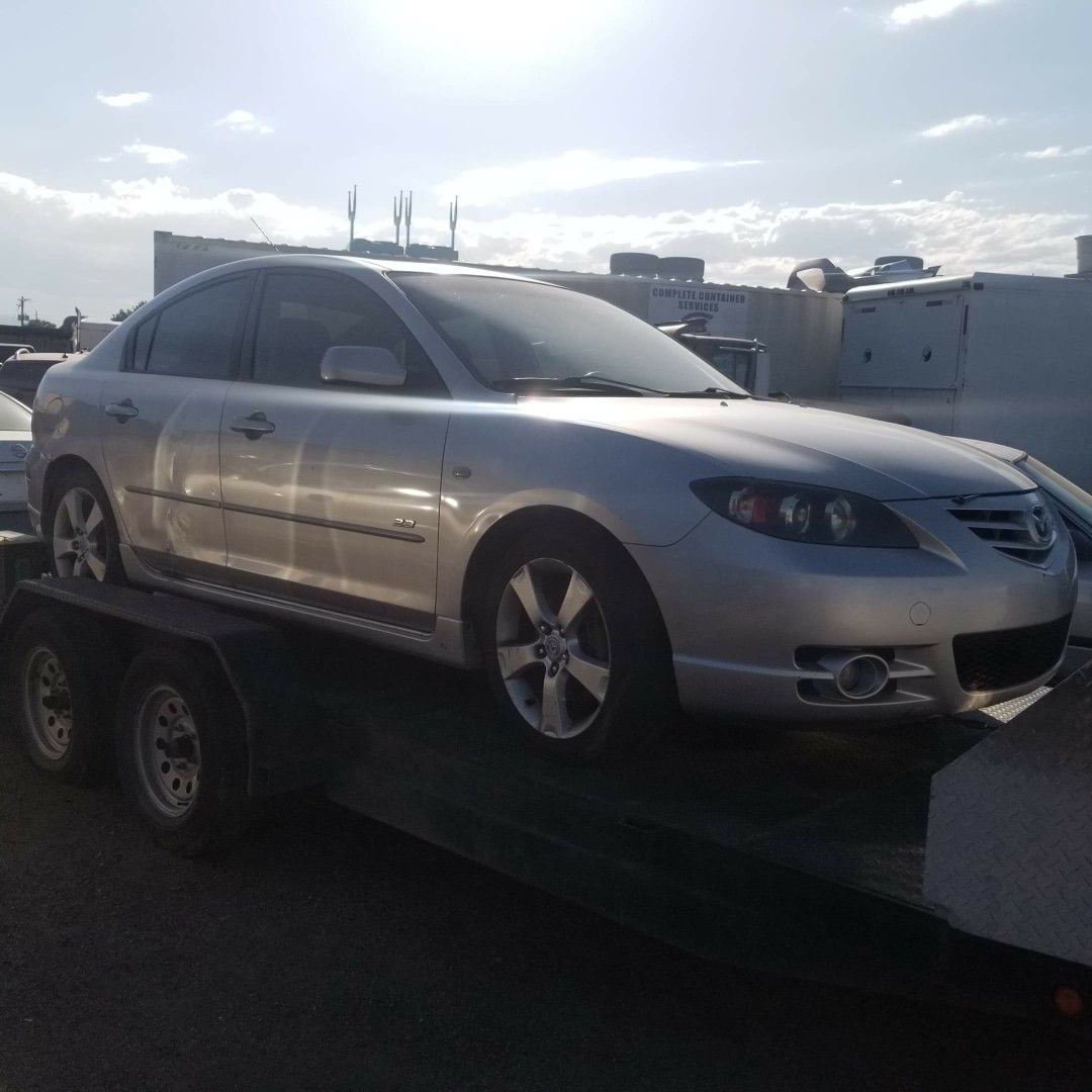 2006 Mazda 3 Parts only