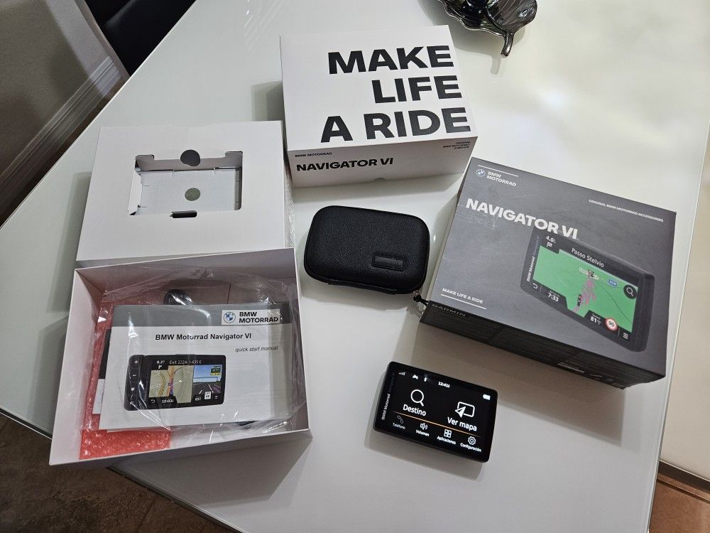 GPS BMW NAVIGATOR VI MOTORRAD for Sale in Kissimmee, FL - OfferUp