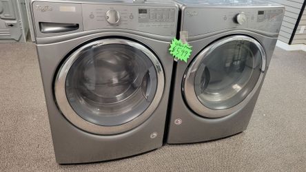 Set whirlpool washer and dryer electric stainless steel work great conditions delivery available