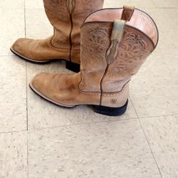 Ariat Boots Size 9 