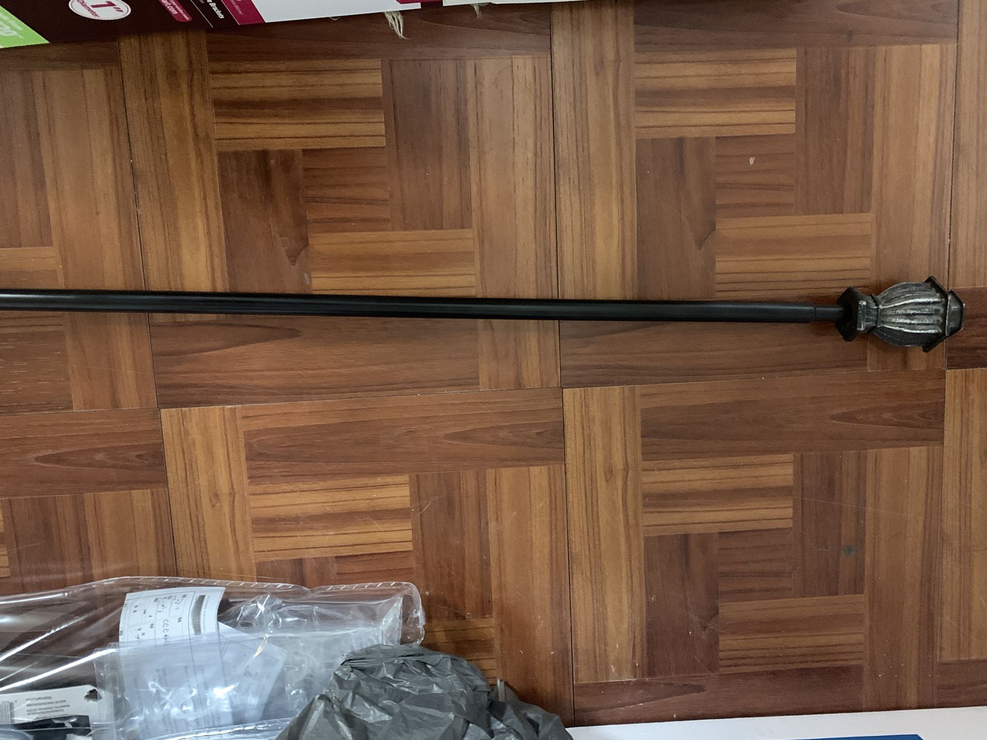 Curtain rod 44 to 82 inches