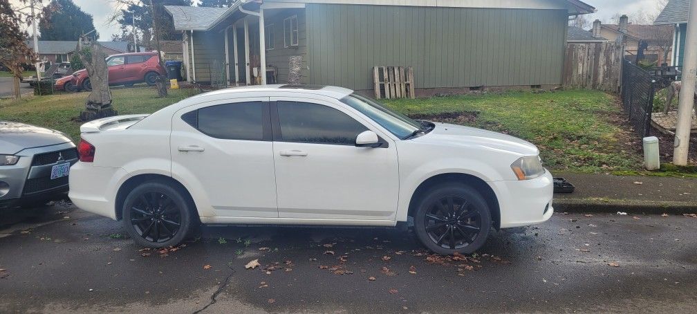 2014 Dodge Avenger