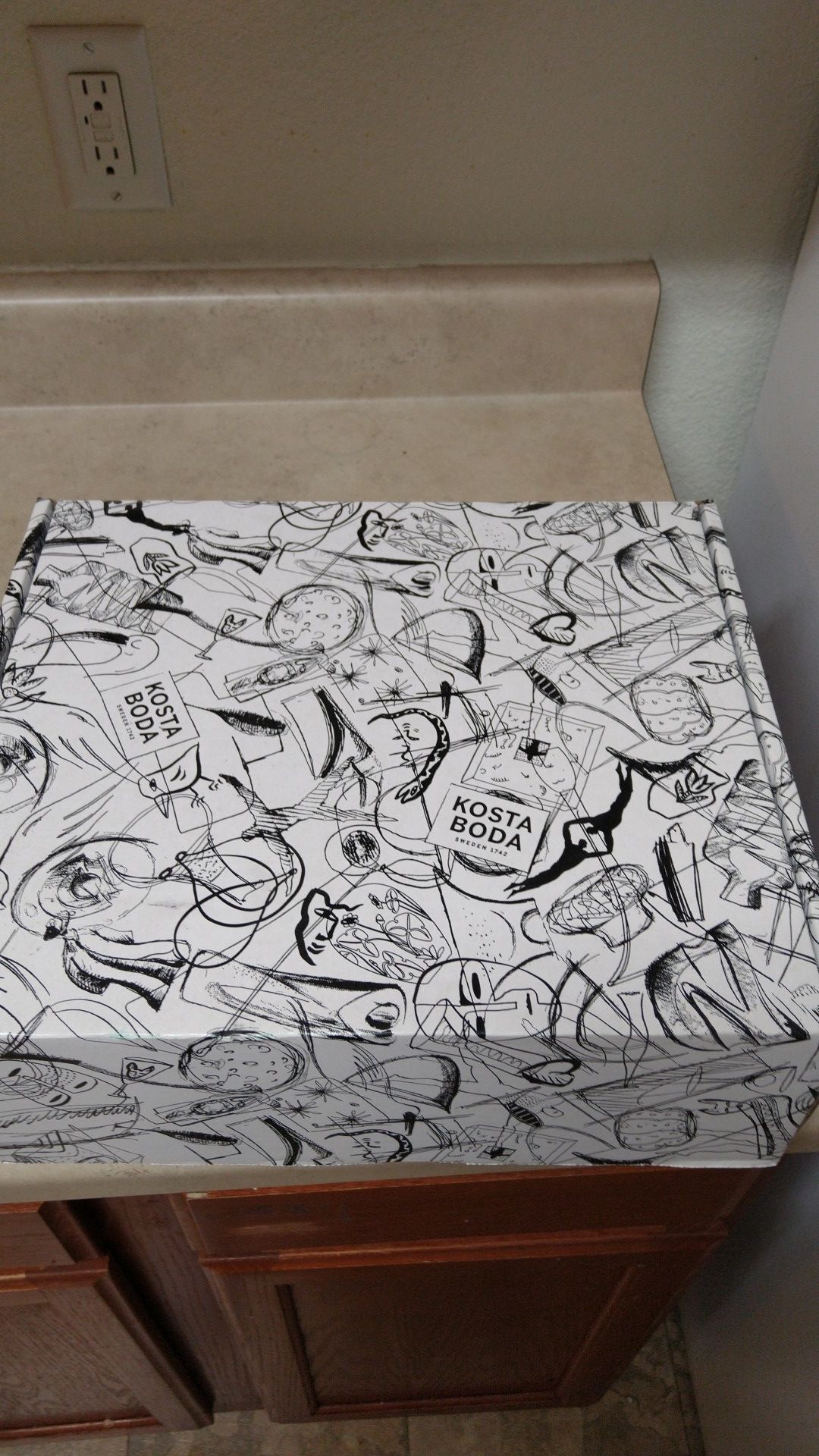 KOSTA BODA it's all about you glass and vase set