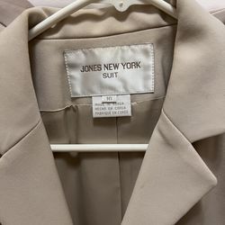 Beige Suit Jones New Yor size 16
