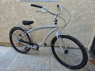 29er beach Cruiser tall and Med Rider