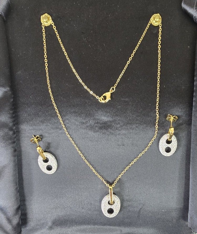 Elegant Gold-Plated Necklace & Earring Set with Sparkling Stones