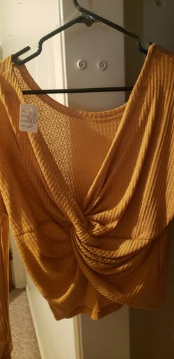 Long sleeve waffle knit (Size Medium Womens)