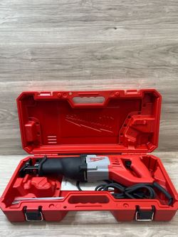 MILWAUKEE 6519-30 12 Amp SAWZALL Reciprocating Saw with Case (PO1025397)