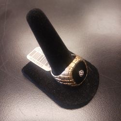 14k Yellow Gold Ring Size 10.5 