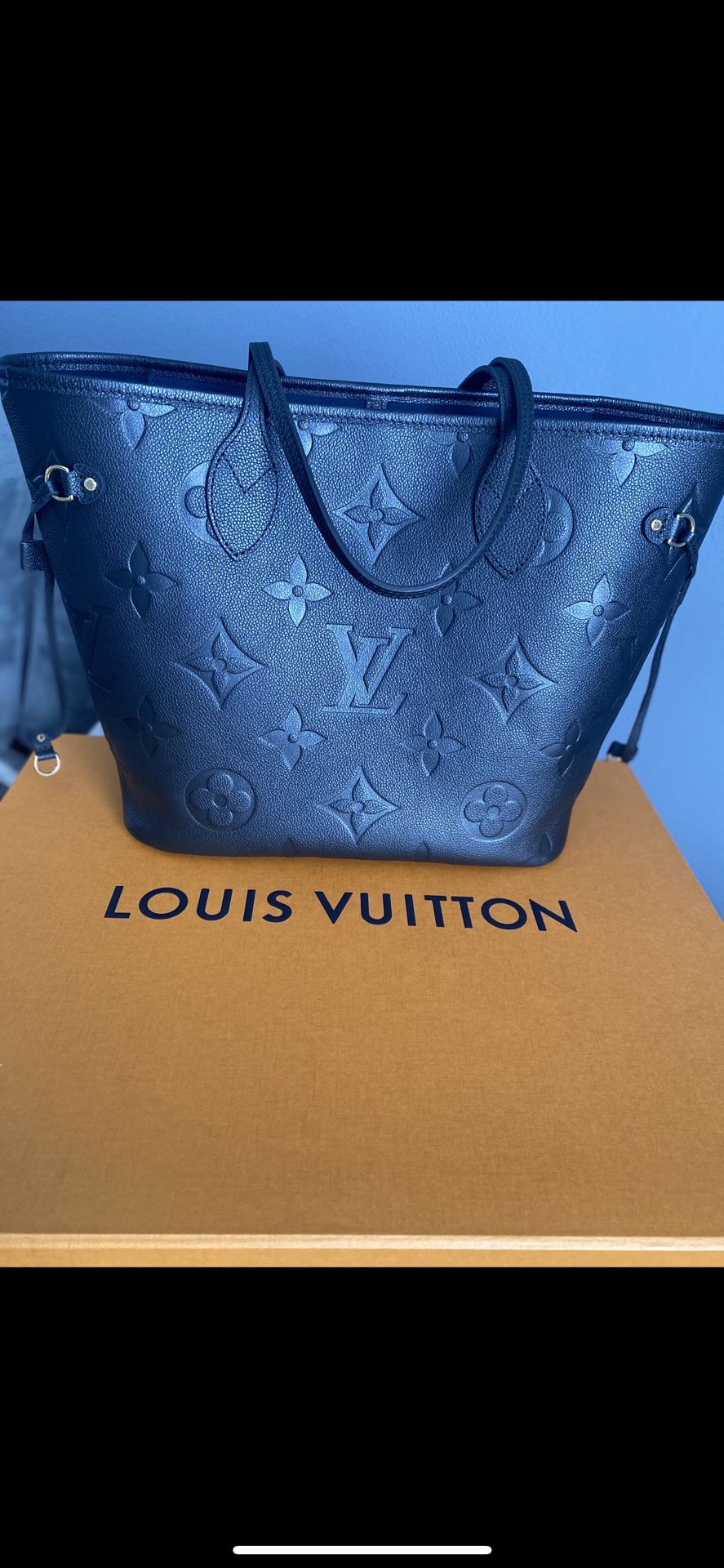 Louis Vuitton Purse for Sale in Stevenson Ranch, CA OfferUp