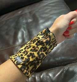 Sprigs Banjees Wrist Wallet