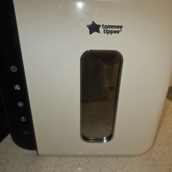 Tommee Tippee Ultra UV 3-in-1 UV Sterilizer, Dryer & Storage