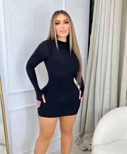 black long sleeve dress