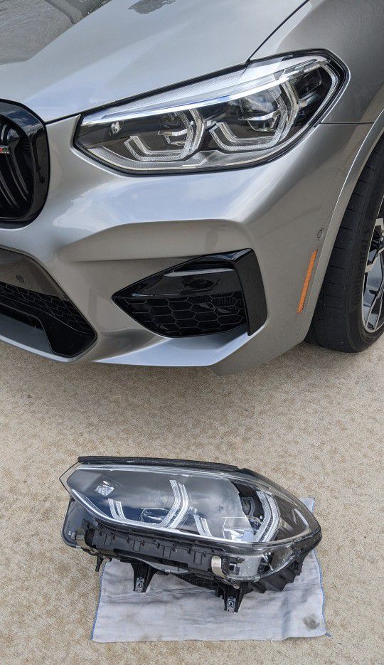 2021 BMW X4M Left Headlight Assembly 