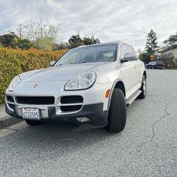 2004 Porsche Cayenne