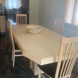 Kitchen Table With 4 Chairs  88 By 42
