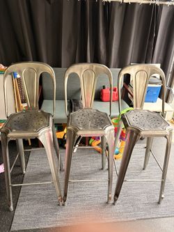 Bar Height Chairs