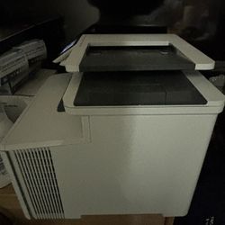 Color laserjet pro mfp m477fdn