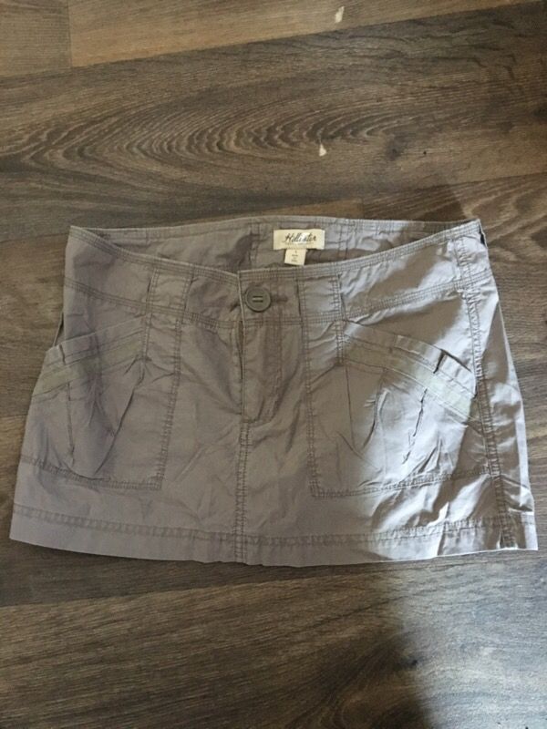 Hollister skirt