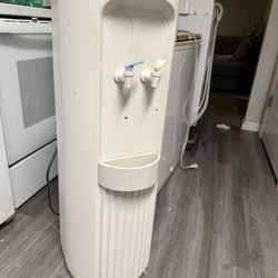 Water Dispenser