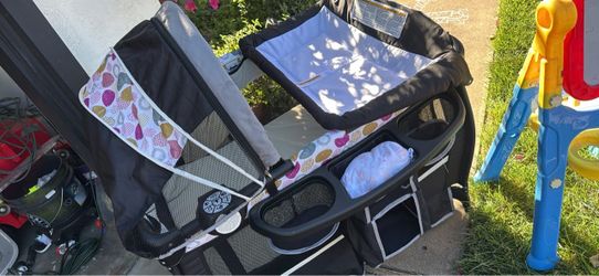 Play pen