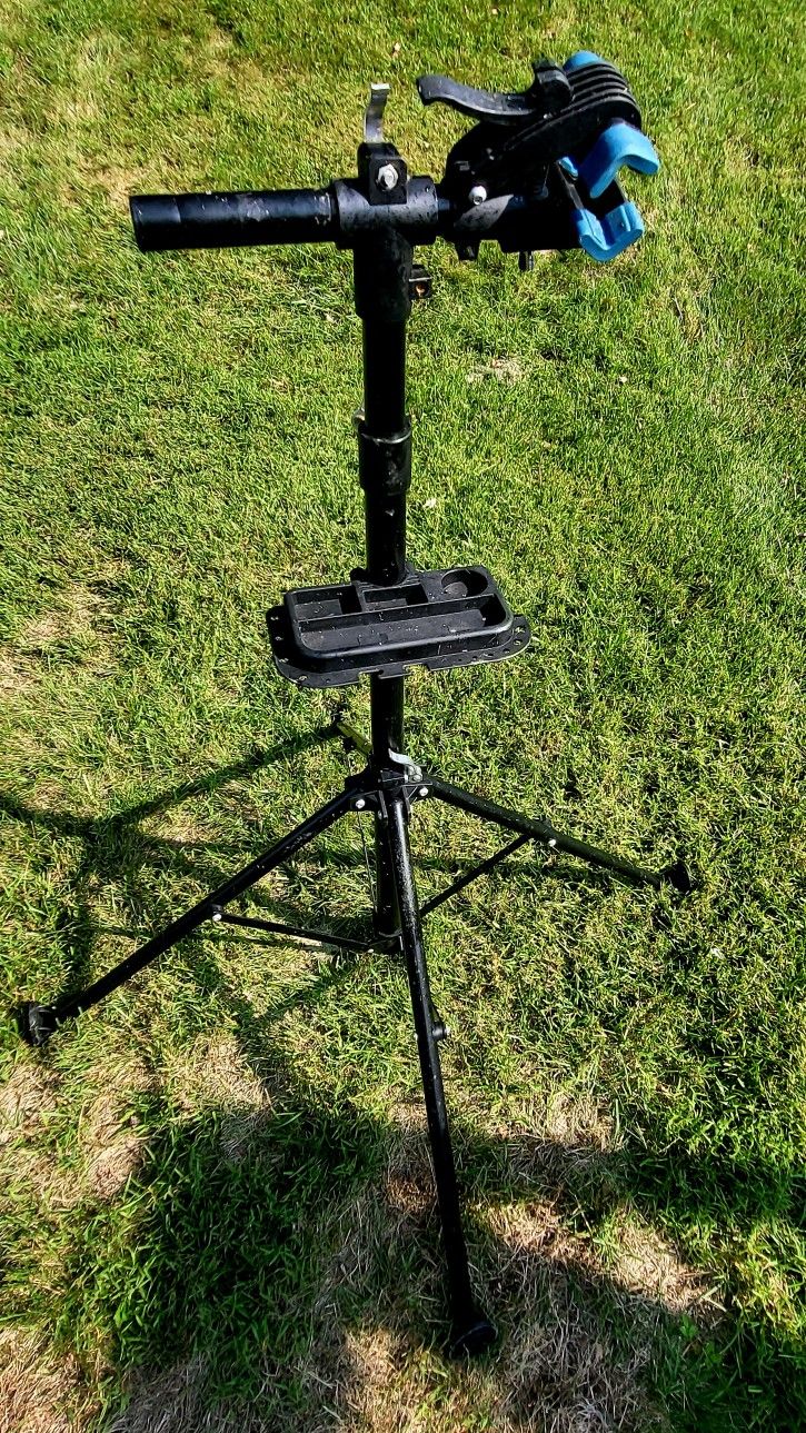 Bike Repair Stand Adjustable Height Foldable Bicycle Maintenance Rack Workstand 