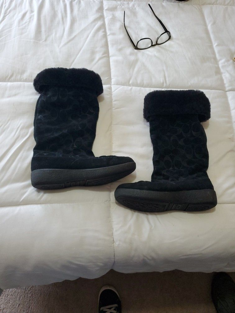 Coach Leather Logo Sherpa-lined Boots Ladies Size 6 Excellent Condition