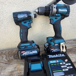 Makita Set XGT 40V Tool Two Battery Charger 