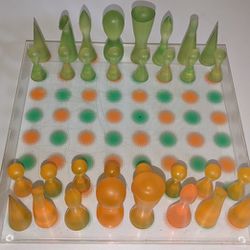Karim Rashid Orange & Green Chess Set Bozart Game Mid-Century Modern

