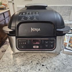 Ninja Foodi GRILL with Recipe Books (Make Offer)