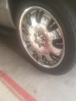 22" 6 Lug Chevy truck Rim And Tires