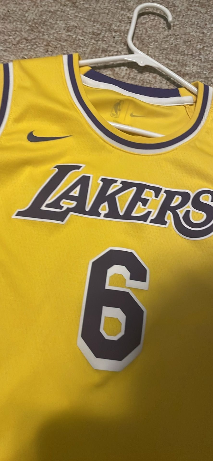 AUTHENTIC LeBron Youth Xl Jersey