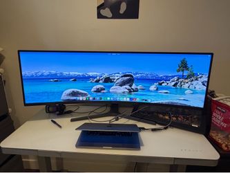 Samsung CRG9 49 in Ultra Wide Monitor