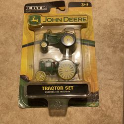 John Deer Tractor Set . 