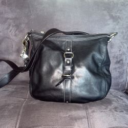 Black Leather Coach   Shoulder  Bag