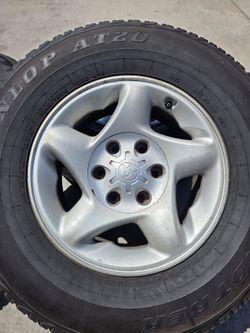 16 Toyota Wheels & Tires 6x5.5/6x139.7