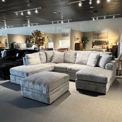 Light Grey 2pc Chaise Sectional Couch