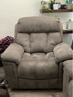 Reclining Couches