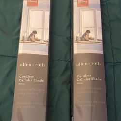 Allen & Roth Light Filtering Cordless Cellular Shade (White) 23" x 72" New