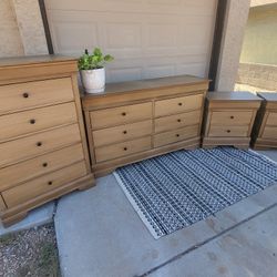 Gorgeous Dressers And Nightstands 