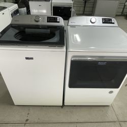 Maytag Washer And Gas Dryer Set 