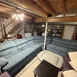Sectional couch 