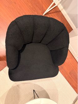 Modern Black Swivel Accent Chair – Bouclé Teddy Fabric