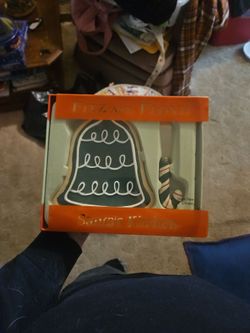 Santa's Kitchen Christmas Snack Plate and Spreader Set