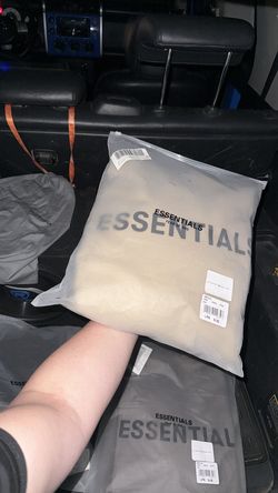 Essential hoodie