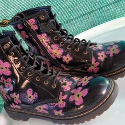 Dr.Martens 6L