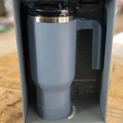 New Hydrapeak Voyager 40 OZ