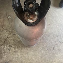 Noz tank 20 pounds 