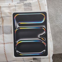BRAND NEW !!! IPAD PRO 13 WIFI + CELLULAR